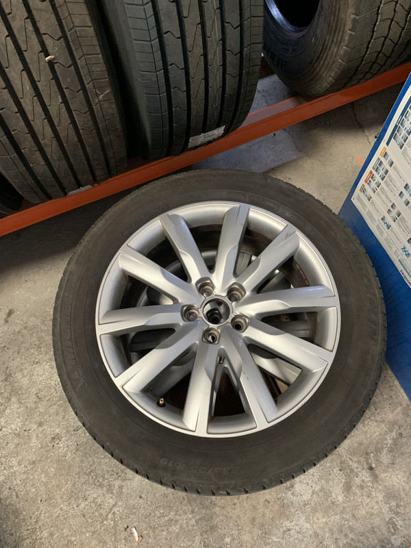 2B03D0BD-3E05-4105-A131-163D8D5EEE49