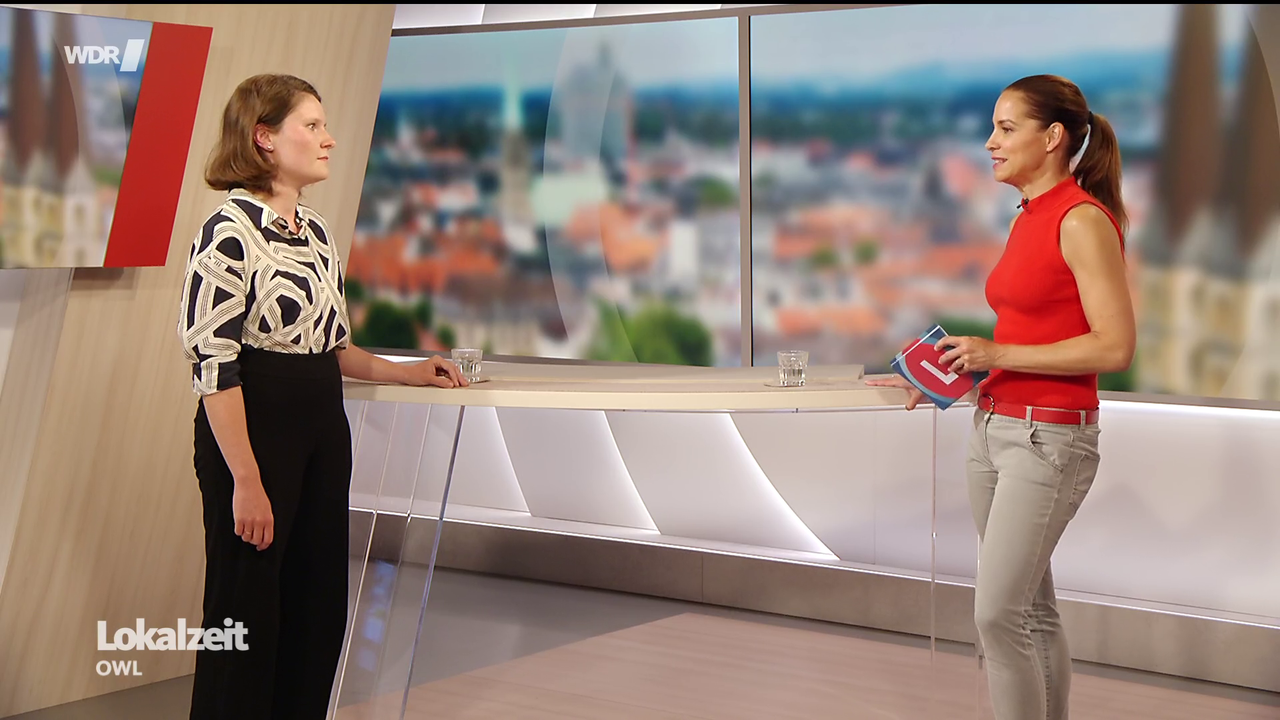 Kristina Sterz WDR Lokalzeit OWL 06 07 2026 118X Caps 99