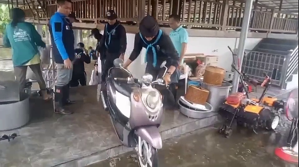 vlcsnap-2025-10-02-18h58m36s037