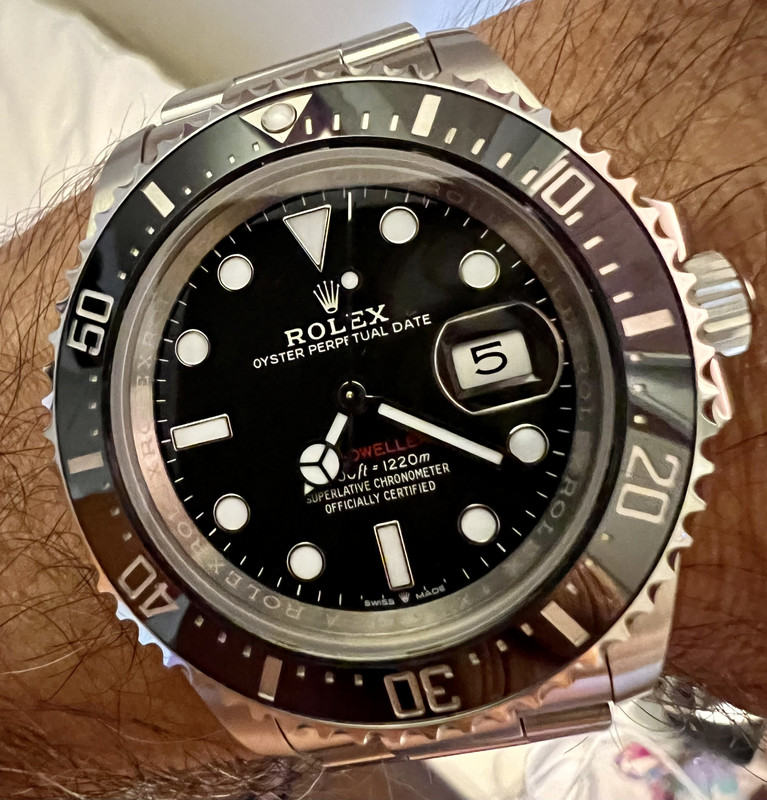 B33F27D8-E1EA-40CF-9743-2535B640B46E