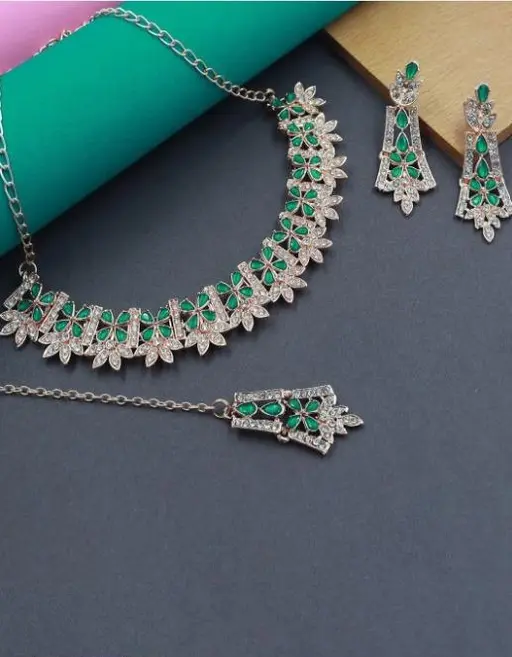 Rhodium Plated Necklace Set With Green Color Kundan (A105)