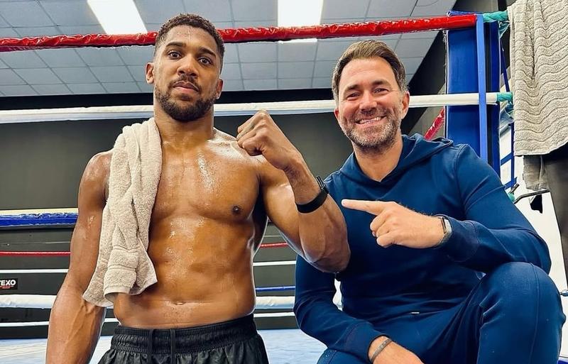 Дейна Уайт се е опитал тихомълком да привлече Антъни Джошуа