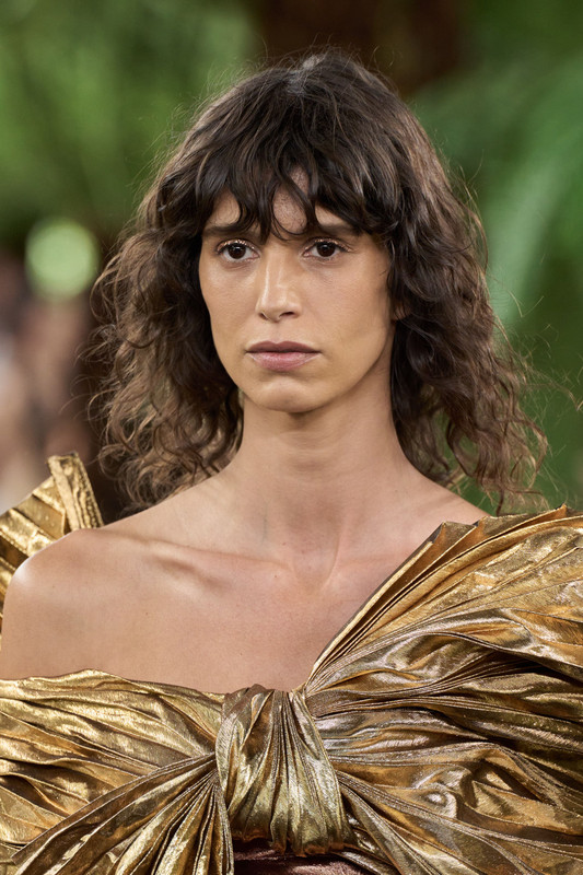 00042 christian dior fall 2026 couture details credit gorunway