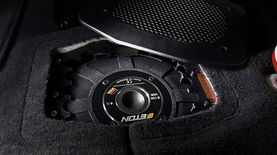 B20 Front Right Underseat Mid-bass Speaker Eton B150U-sm