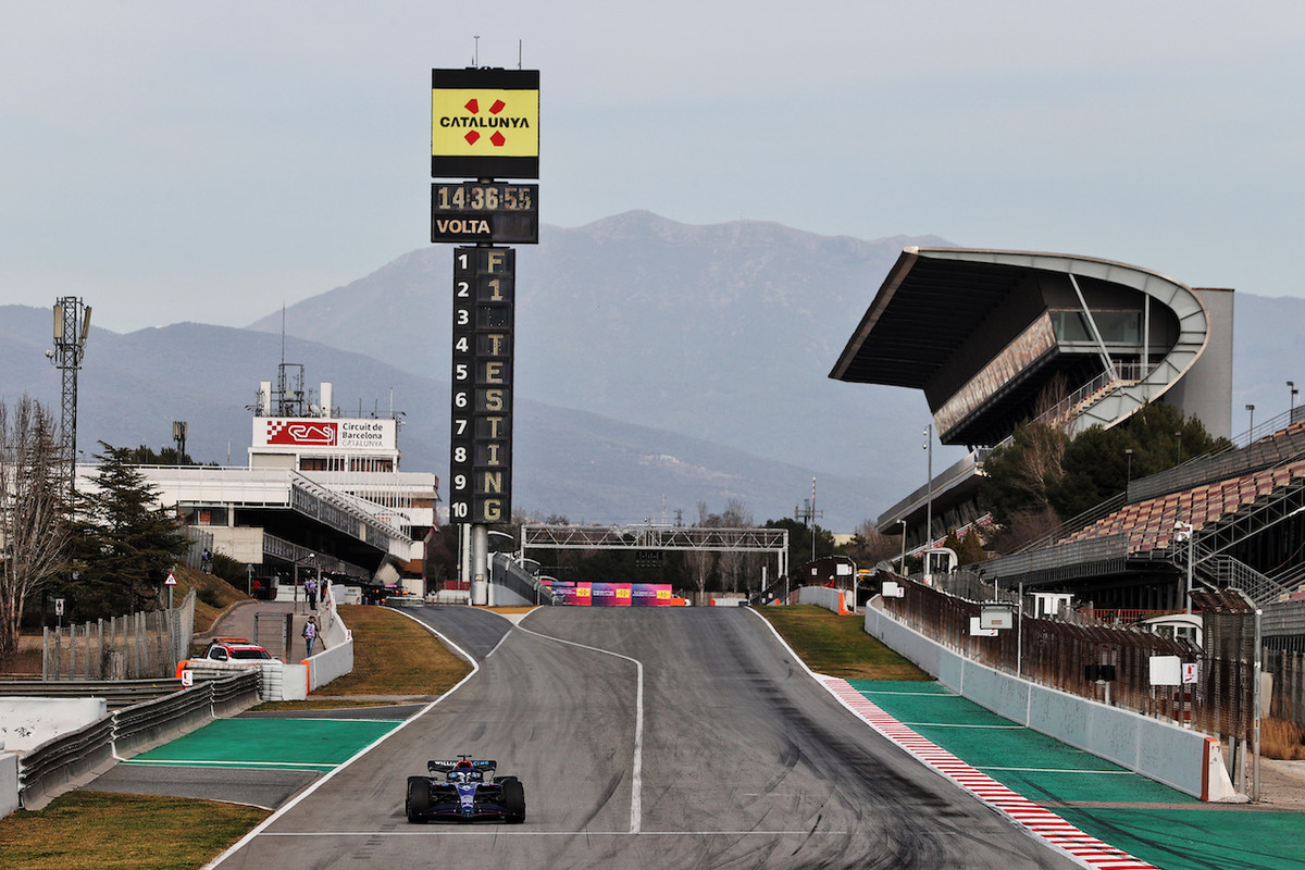 [Imagen: f1-test-barcellona-day-2-gallery-fotografica-190.jpg]