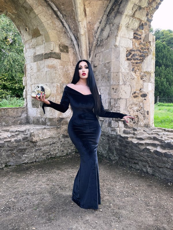 [Image: beckydeemodel-3735981183340312048-2025-10-04.jpg]