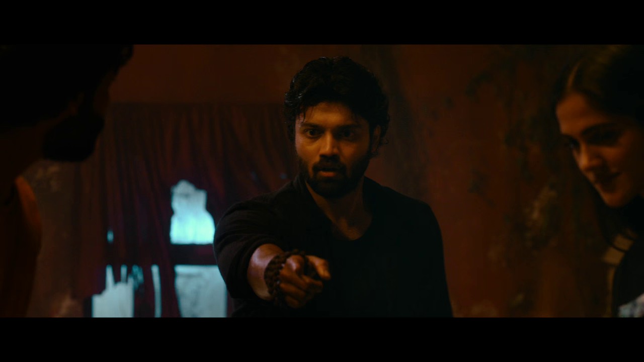 Love-Me-If-You-Dare-2024-Hindi-WEB-DL-8bit-1080p-HEVC-DDP-5-1-ESub-mkv-0003