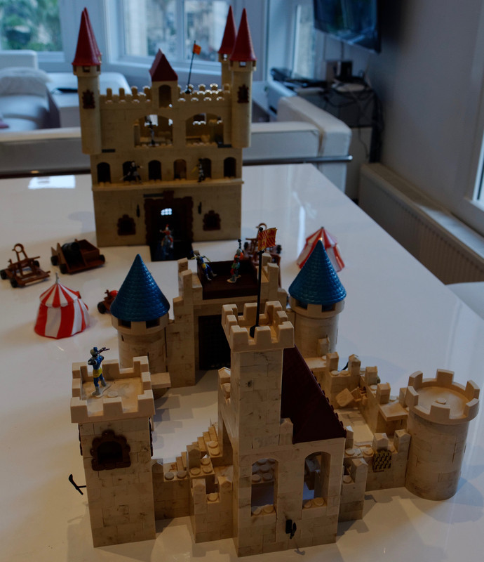 Exin Castillos - Asalto a la Fortalez y Casa dis