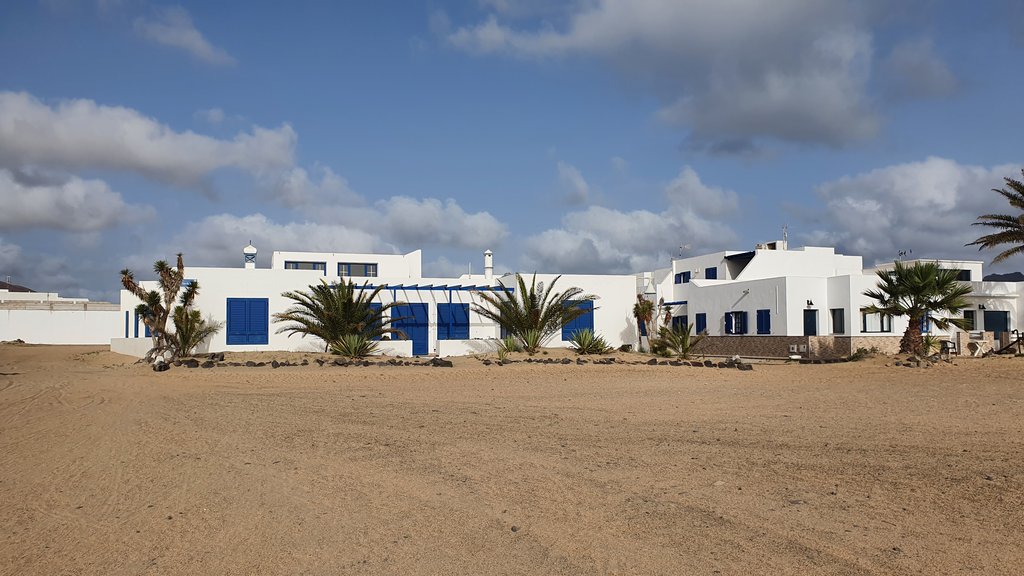 Lanzarote: pisar la Luna sin dejar La Tierra - Blogs de España - JAMEOS, CUEVA DE LOS VERDES Y LA GRACIOSA: la isla sin asfalto (14)