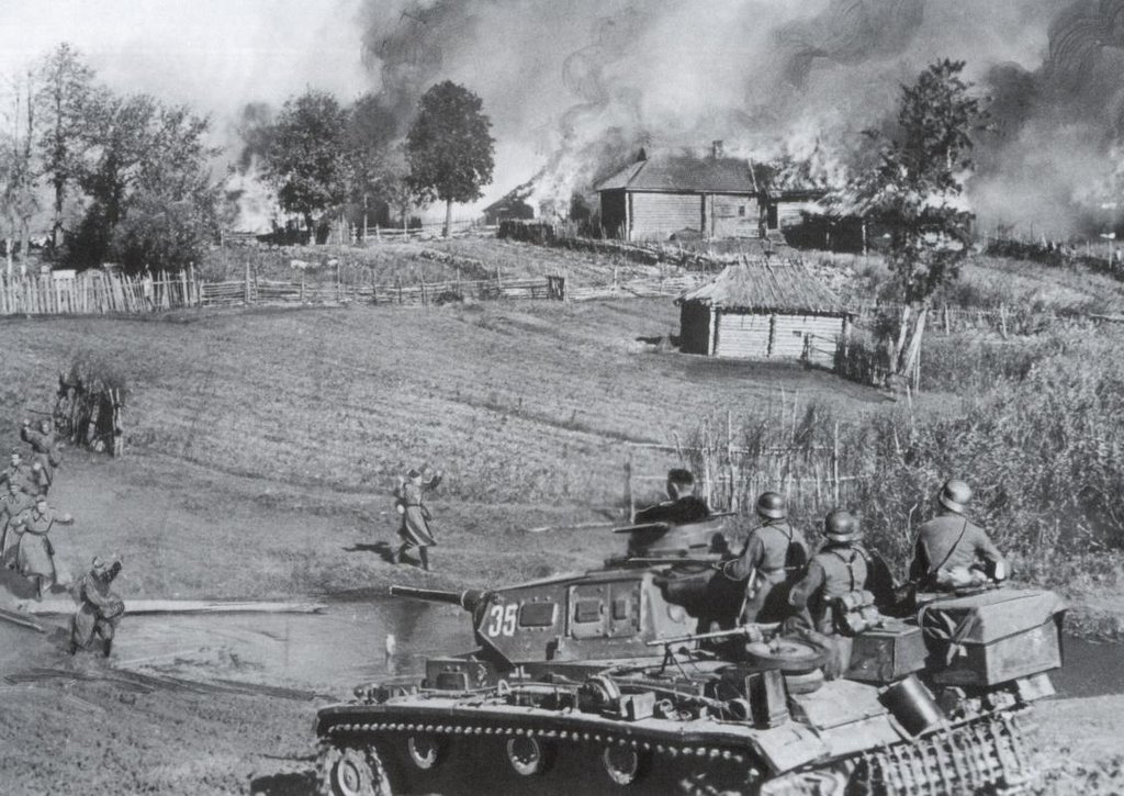 Blindado de la 11ª División en Rusia