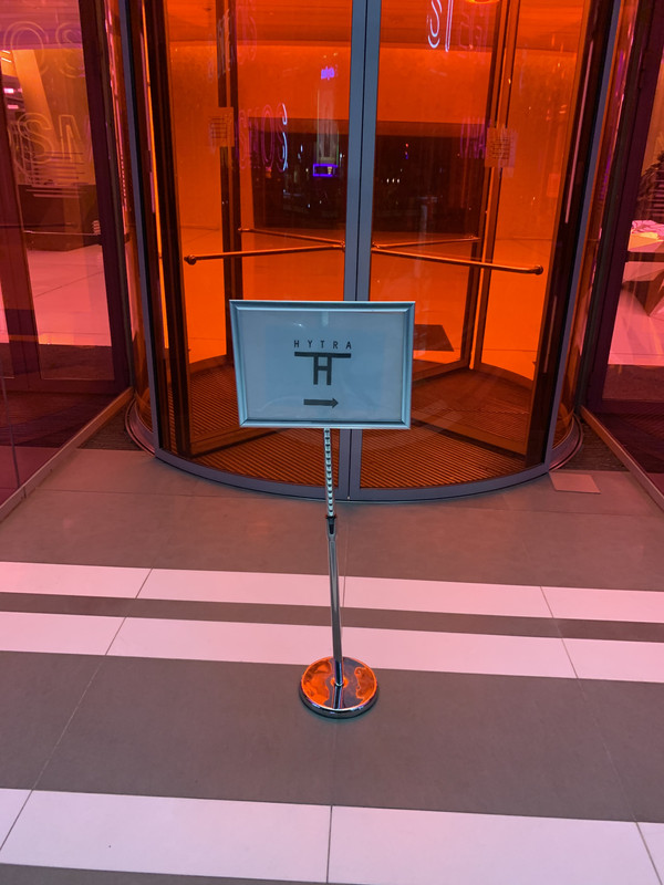 1B0245FE-C3EE-4E95-96BB-063247A4F28A