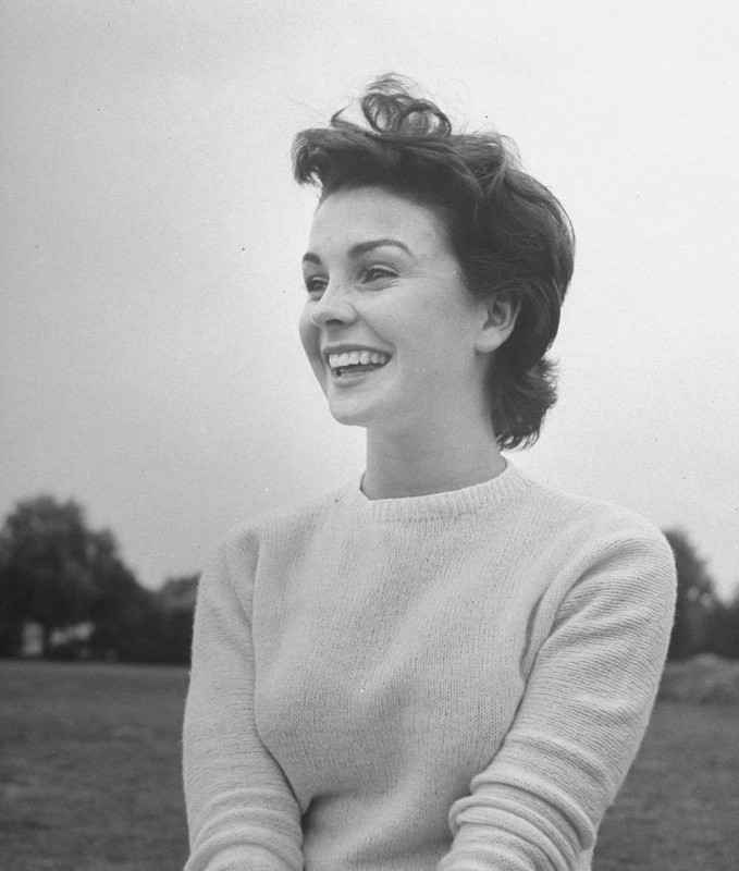 jean_simmons_mb38