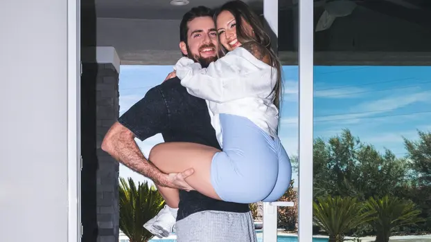 Goddess Guzman – The Goddess And The Girth