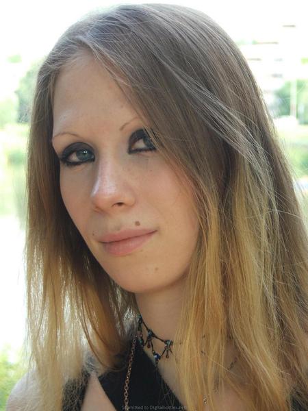 Goth-(52)