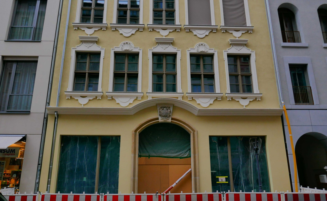 Bild: https://i.postimg.cc/j52r2Wn4/P1250436.jpg