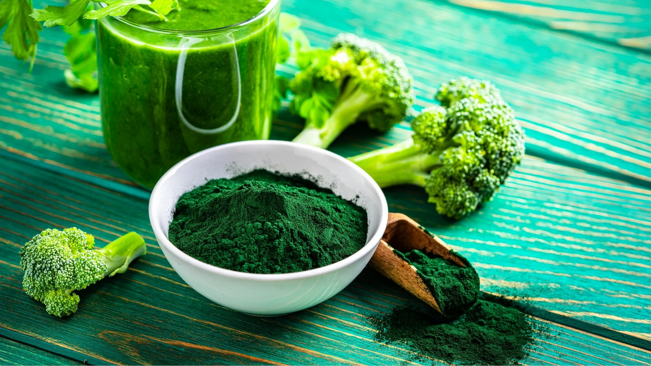 Espirulina: el alga que controla el hambre y transforma tu cuerpo sin esfuerzo