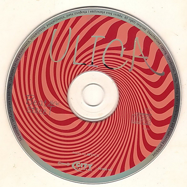 R-4350614-1386099635-5086