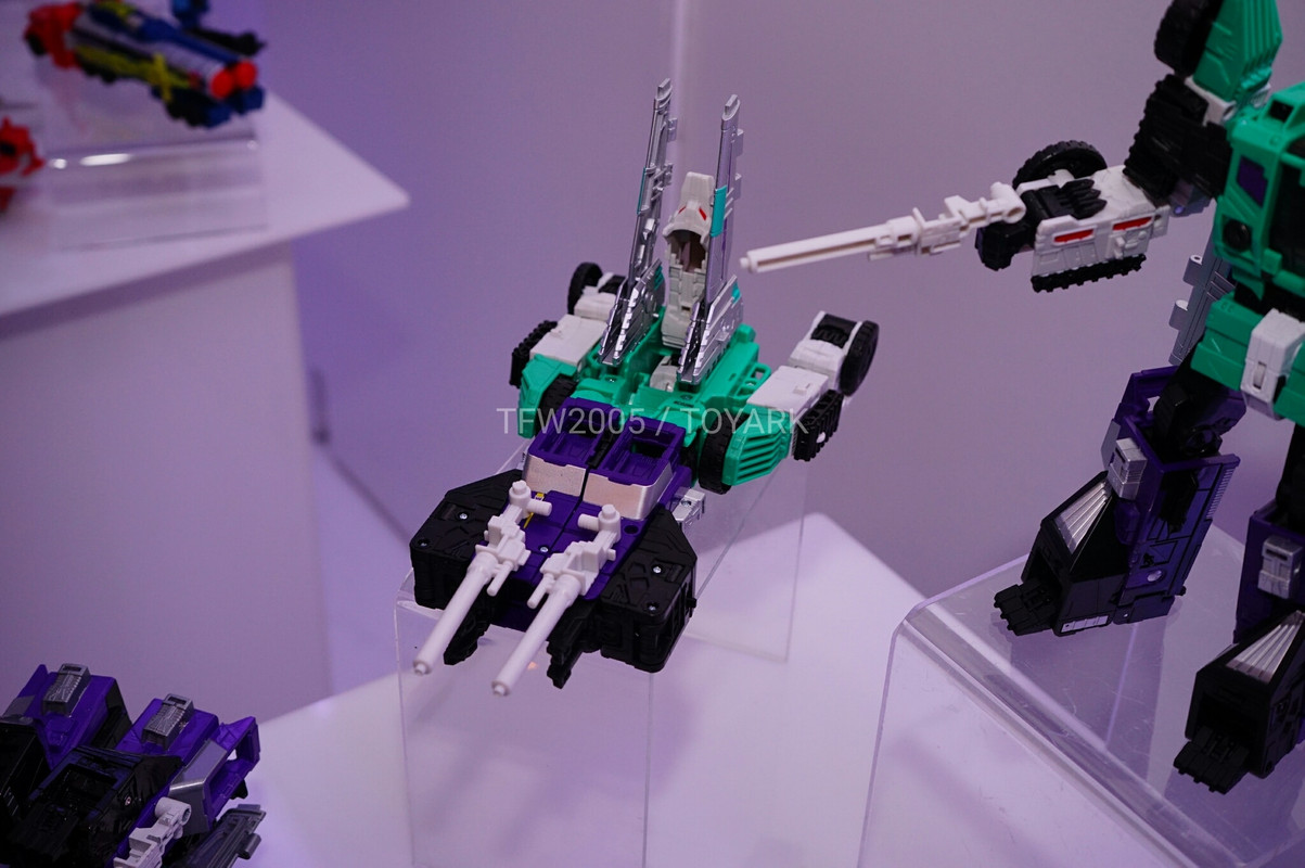 NYCC2016-Titans-Return-028