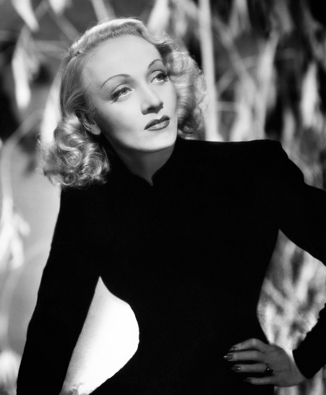 Marlene_Dietrich_d79