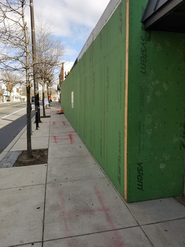 Ridge Ave