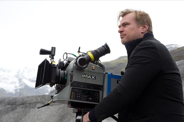 christopher-nolan-saj36807