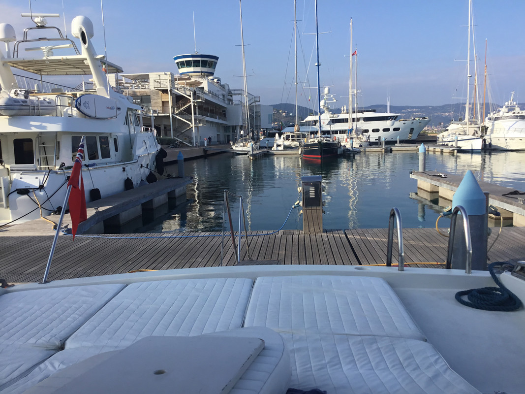 6539291C-1467-4D03-9A05-0F85E64B4DE1