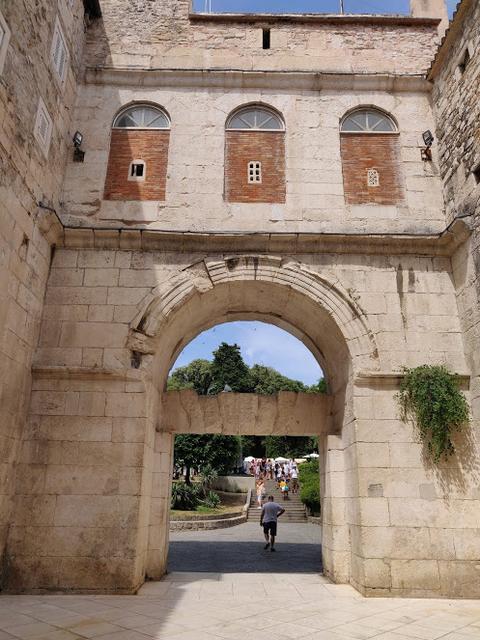 10 días por Eslovenia, Croacia y Bosnia con 3 niños. - Blogs de Europa Oriental - Domingo: Volvemos a croacia a visitar Split (7)