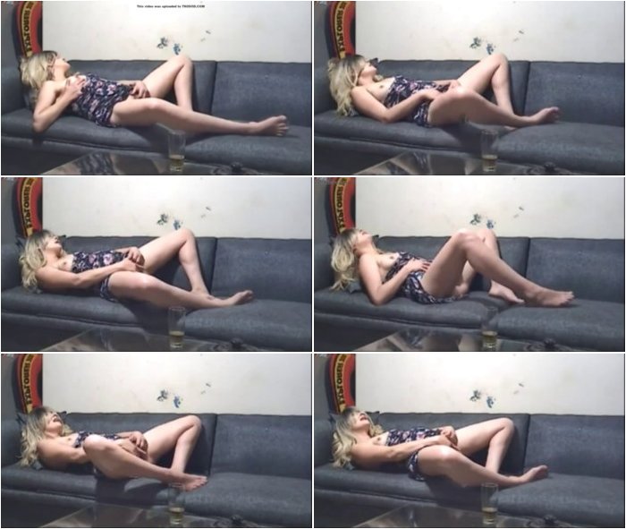 [Image: Wife-HC-on-Couch-3.jpg]