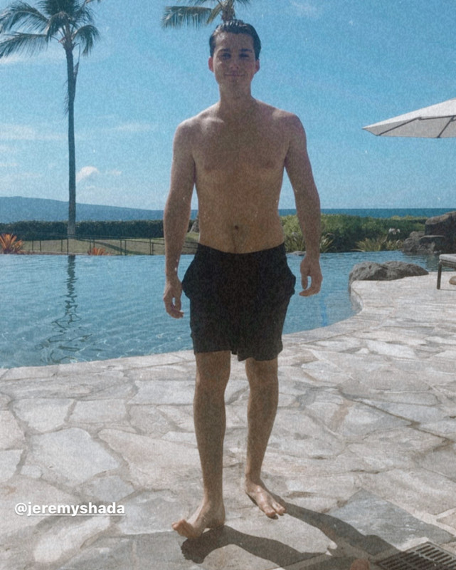 3D872AB8-AE8E-43CF-ABF9-E9612FC93509