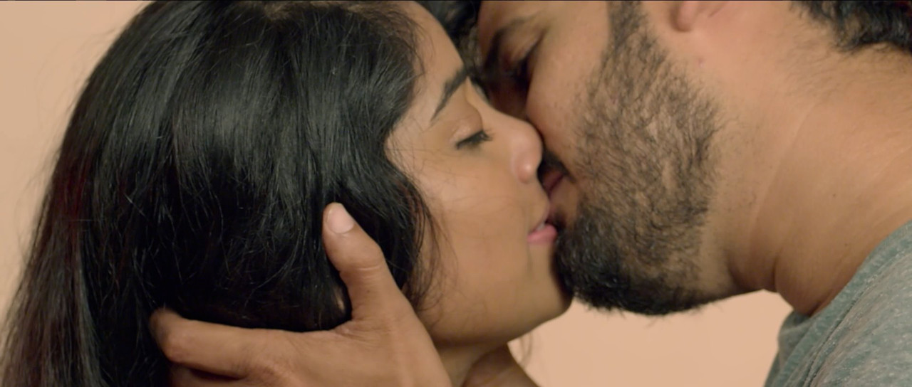 Pyar Hi Pyar 2021.1080p.AMZN.mkv_snapshot_10.37_[2021.07.09_16.46.19]