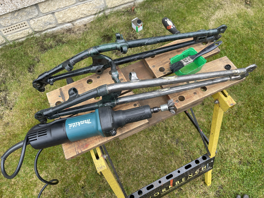 54C465D5-4D83-49E0-80BD-D038242B1E28