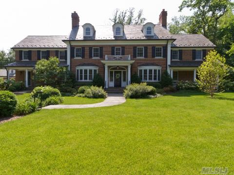 Carson Daly house in Long Island