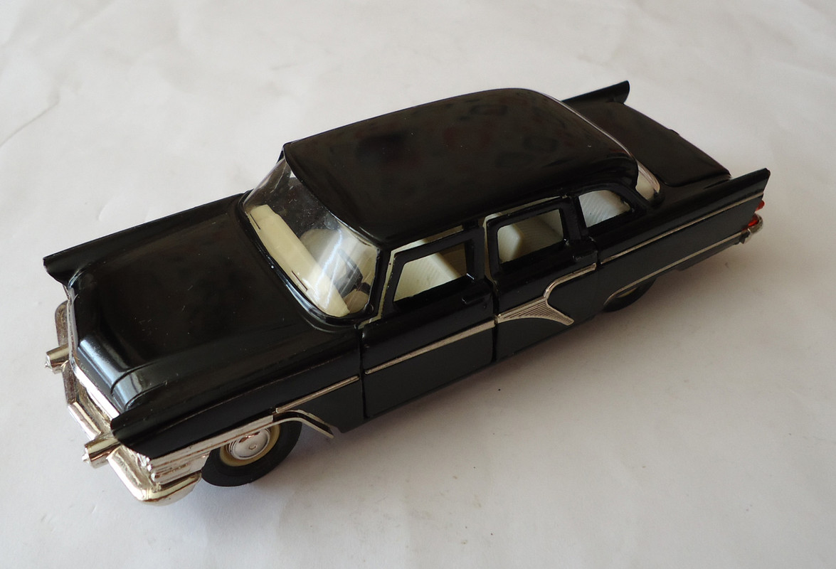 ГАЗ-13 Чайка (№ А15)