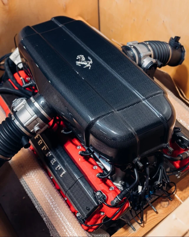 Ferrari-Enzo-V12-6-0L651hpcrateengine