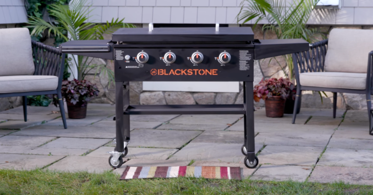 Elevate Your Outdoor Cooking Experience: Blackstone 4-Burner Griddle for 7 Elevate Your Outdoor Cooking Experience: Blackstone 4-Burner Griddle for 7