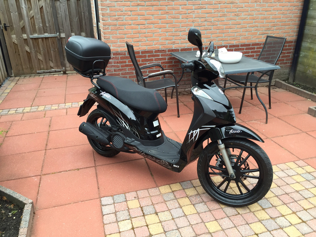 4195B237-2396-4293-B261-B6C8AE489244