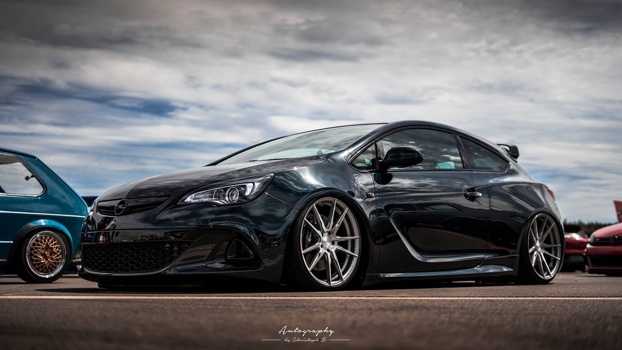 40584155_2175811879323493_7974829957350162432_o