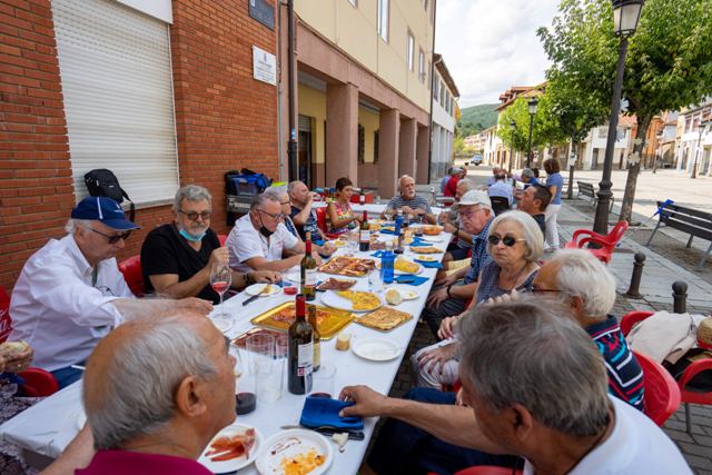 Jóvenes Gordoneses15