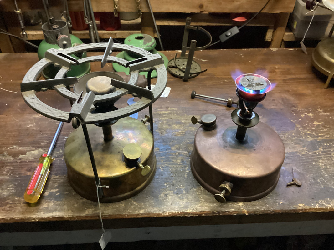 4C409B94-CD45-400B-ABAD-4EF708B4F966