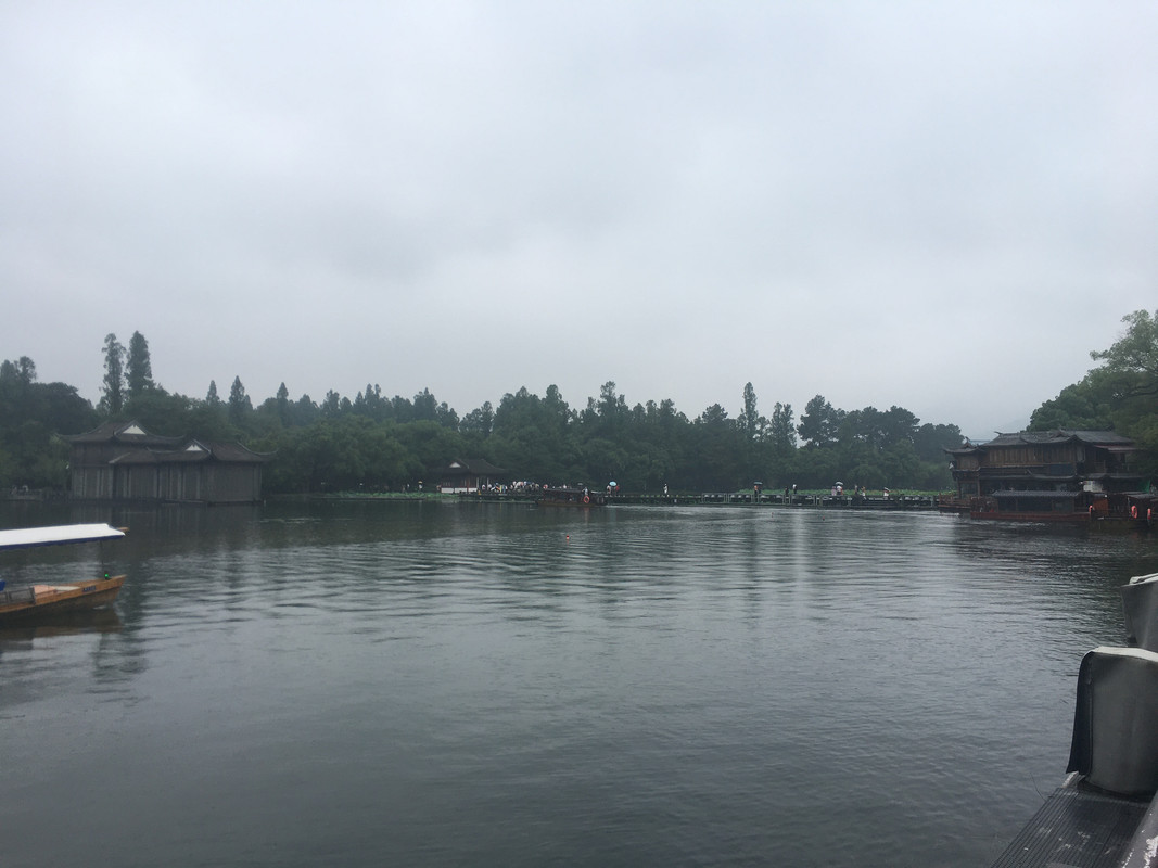 湖面1
