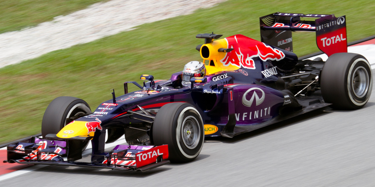 Sebastian-Vettel-2013-Malaysia-FP2.jpg