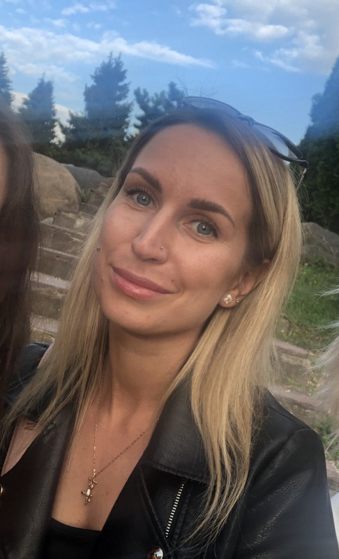 3359EB40-3E78-43AA-B52F-4228C04F39FC