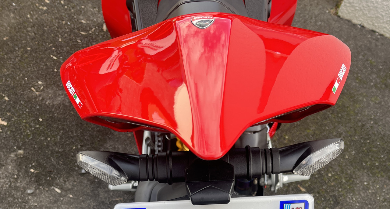 2B9FC3DA-5906-4D8F-AB6C-D6B72A75812B