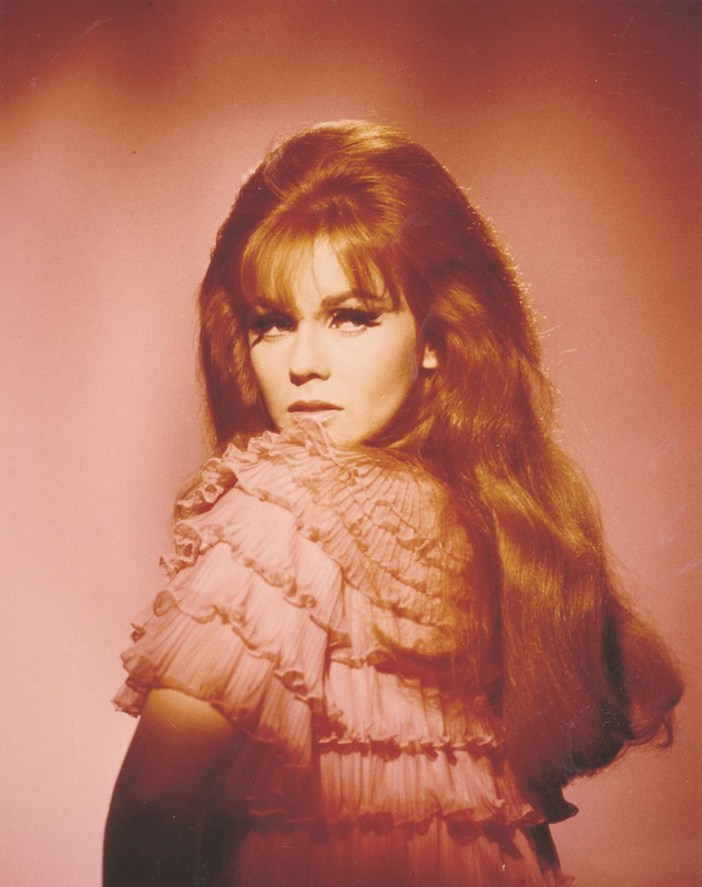 Ann-Margret_md20