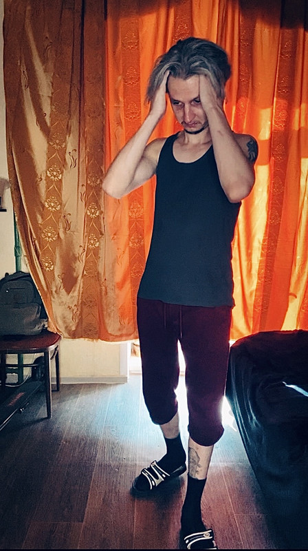 42009BFD-E1A4-475E-B5C4-946CC24345A7