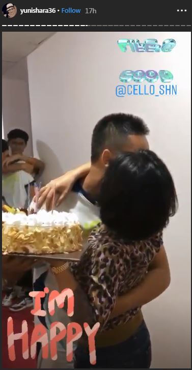 Yuni Shara peluk sang putra, Cello Siahaan di hari ulang tahunnya
