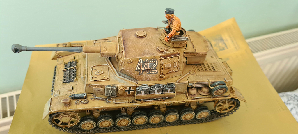 Italeri Modello Carro Armato Panzer IV F1/F2/G El Alamein 1:35 – Kit Di Montaggio Con 9 Figurini, Italia