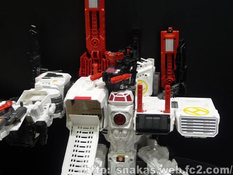 971764_356401827795756_1096427507_n