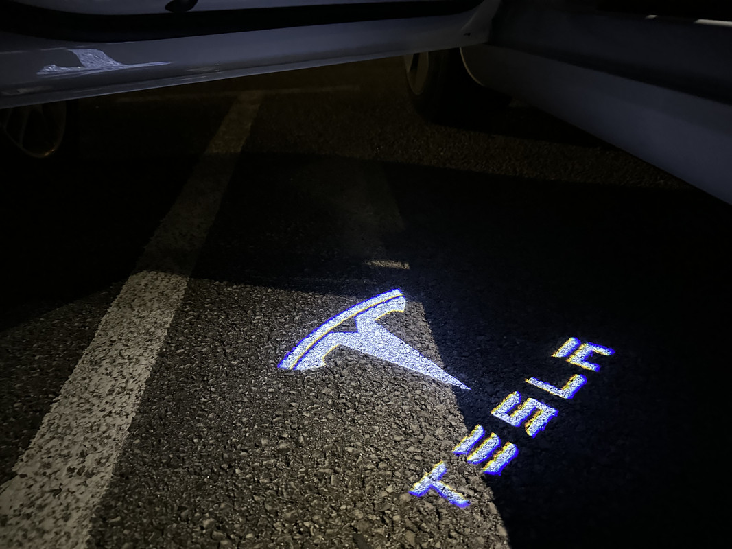 24BE69AA-575A-4C4B-B980-65F8F4E342C0