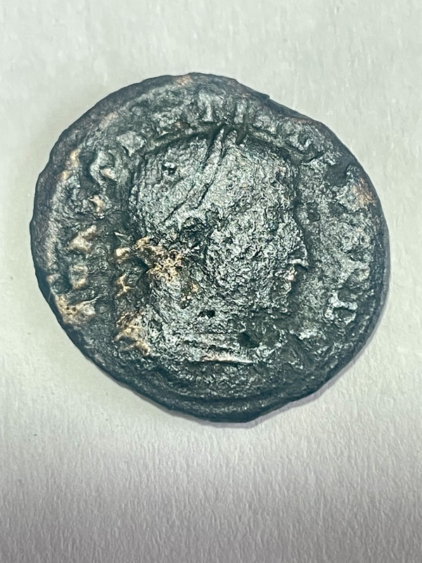 Nummus de Constantino I. MARTI CONSERVATORI. Busto de Marte a izq. Ticino FB75499-F-6-C3-B-4-DD5-A8-A3-0-F3-A894-C8-A8-F